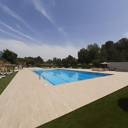 Camping El Pasqualet Hotel Caldes De Montbui Luaran gambar