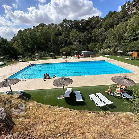 Camping El Pasqualet Hotel Caldes De Montbui Luaran gambar