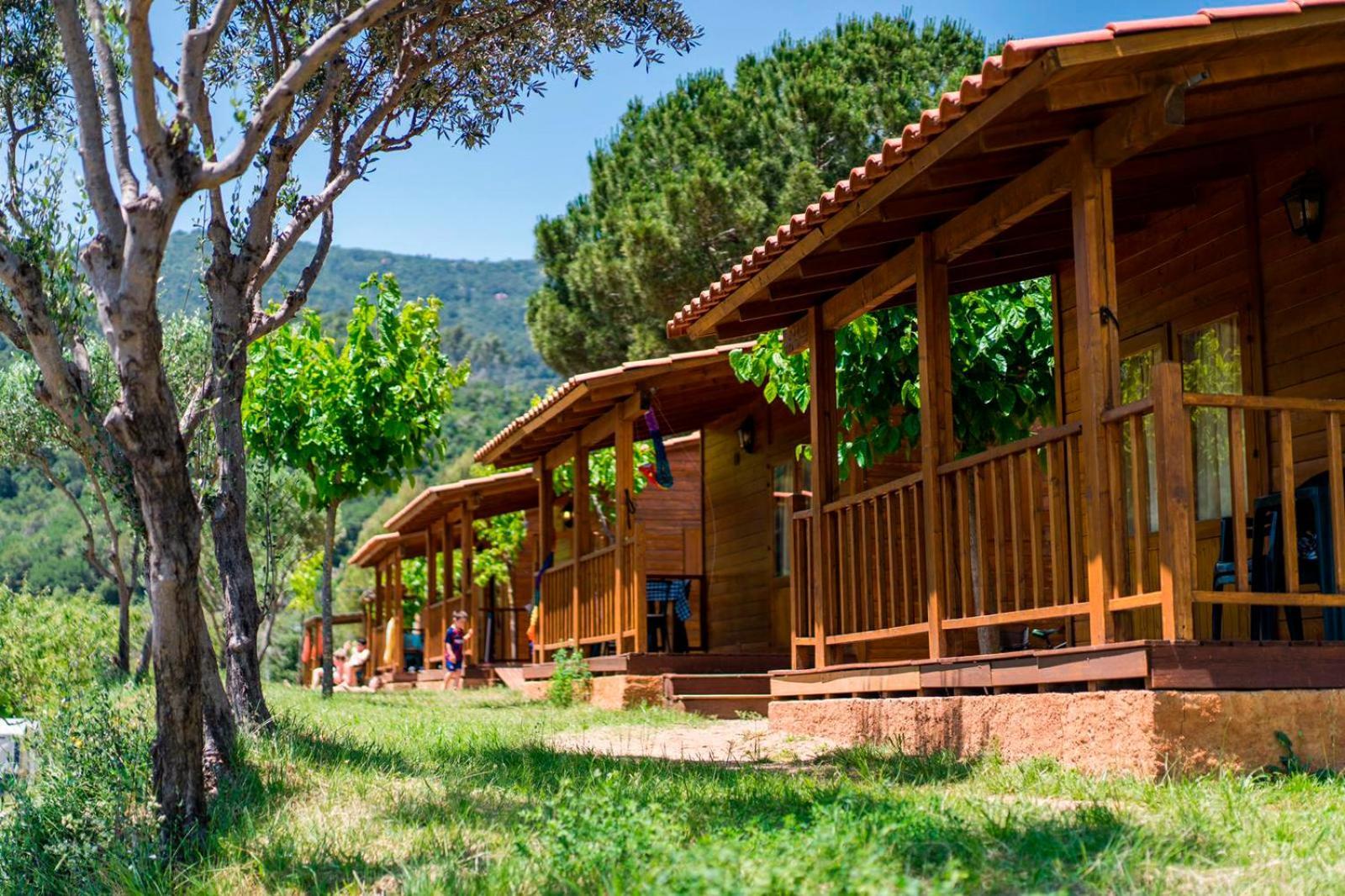 Camping El Pasqualet Hotel Caldes De Montbui Luaran gambar