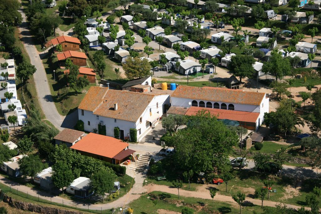 Camping El Pasqualet Hotel Caldes De Montbui Luaran gambar