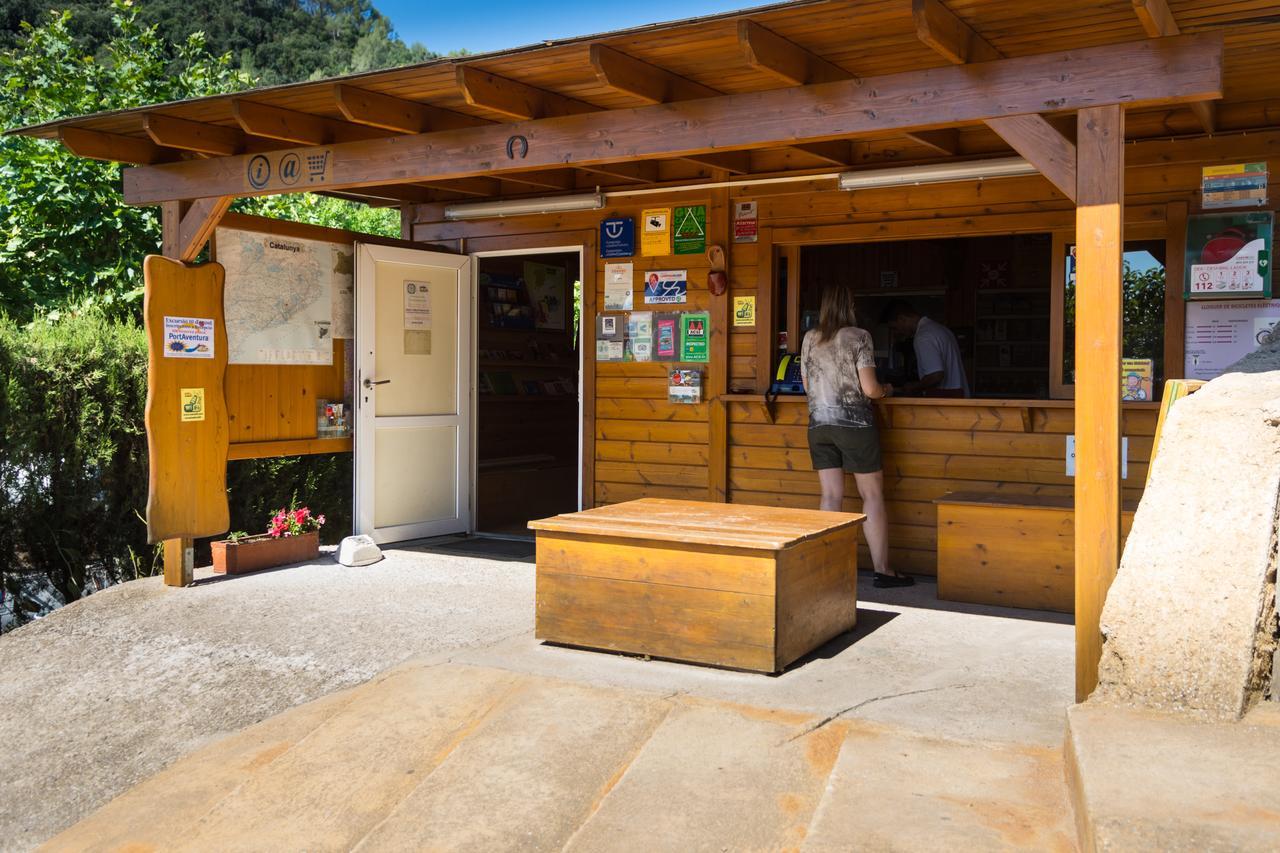 Camping El Pasqualet Hotel Caldes De Montbui Luaran gambar